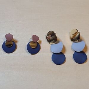 Fashion Jewelry two sets in gold and blue matte colors.